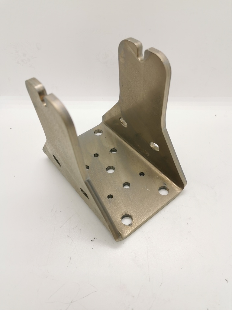 Montageschuh Zaun für 80er Pfosten, Auflagefläche 130mm, zum Aufdübeln, Mat. Stahl verzinkt
