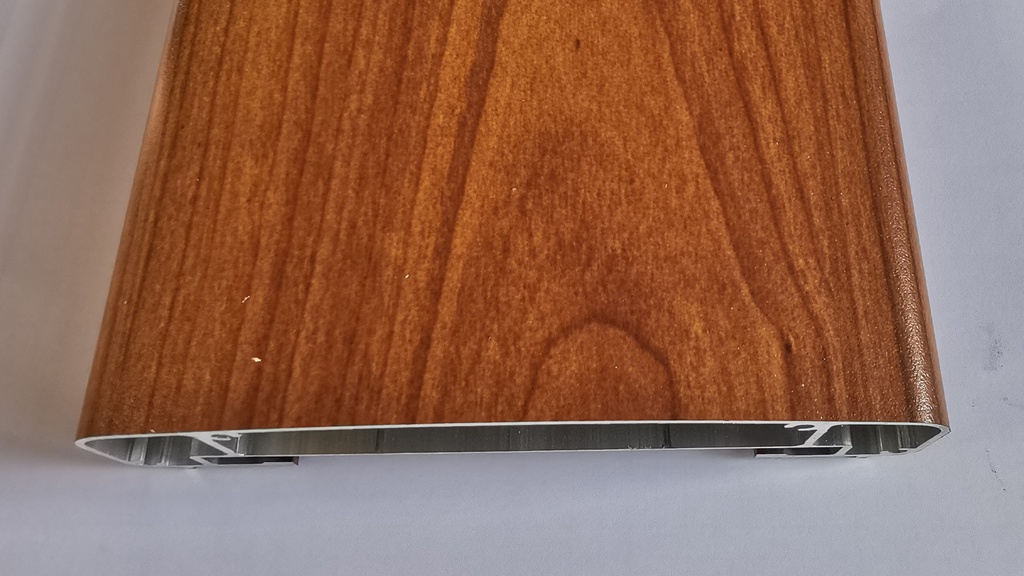 Alu-Handlauf 138mm, Holzdekor Lärche – Oberfläche rau (Stange á 7m)
