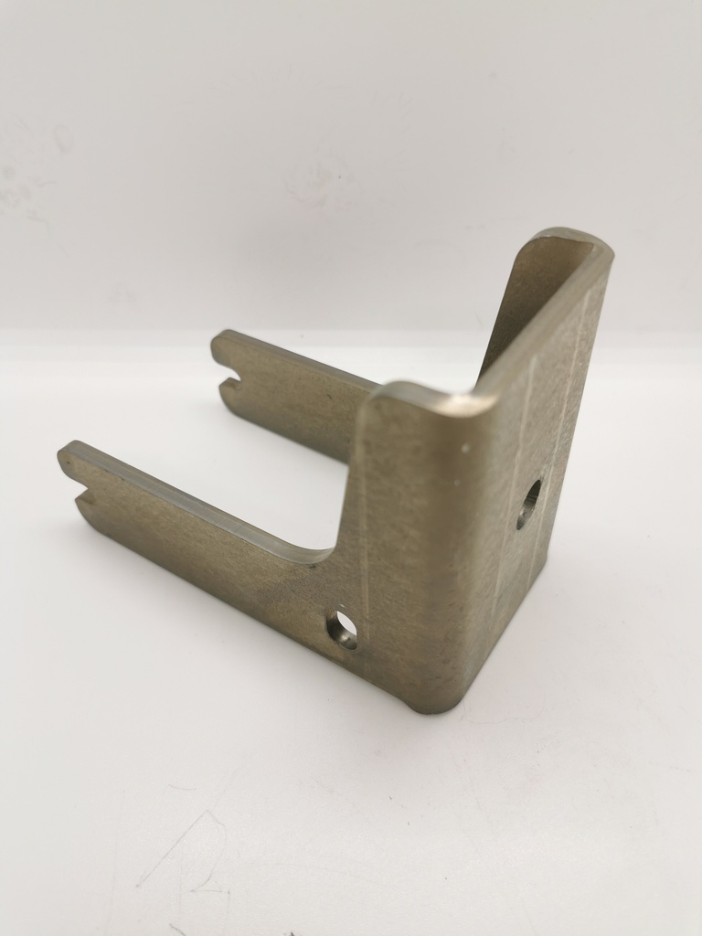 Montageschuh Zaun für 60er Pfosten, Auflagefläche 100mm, seitenbündig, zum Aufdübeln, Mat. Stahl verzinkt