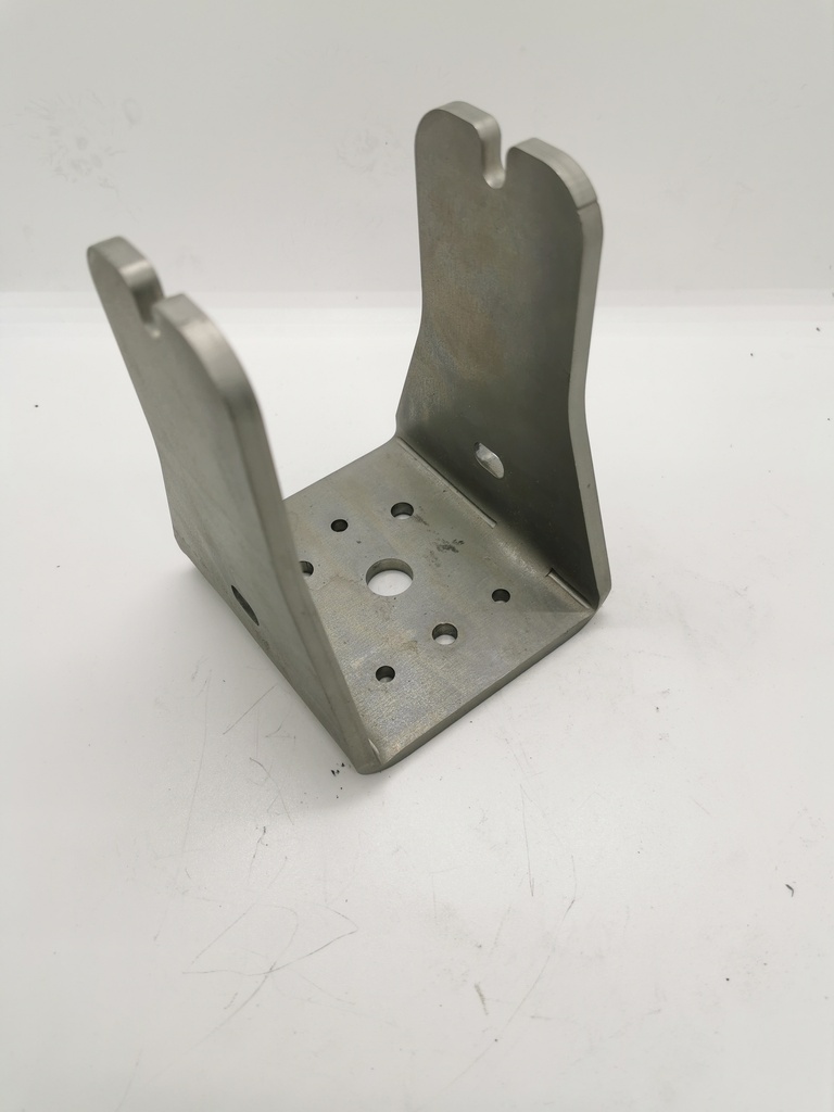 Montageschuh Zaun für 80er Pfosten, Auflagefläche 100mm, zum Aufdübeln, Mat. Stahl verzinkt